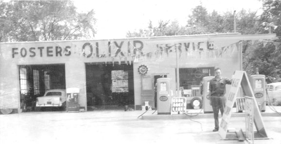 Harold Foster's Olixir gas station, West Sand Lake; click on the image for a larger version