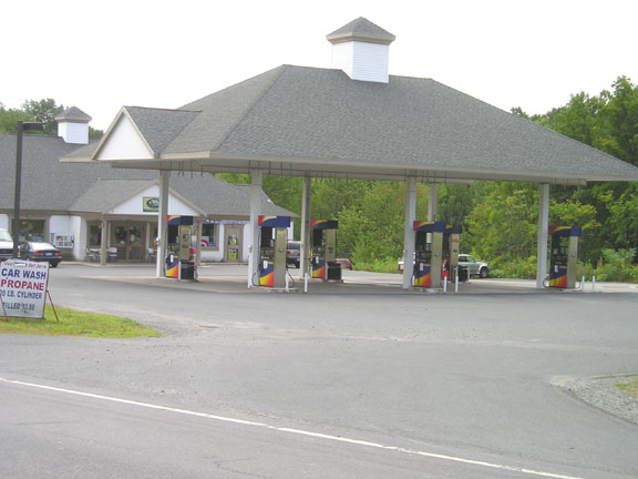 Sunoco station and convenience store, Averill Park; click on the image for a larger version