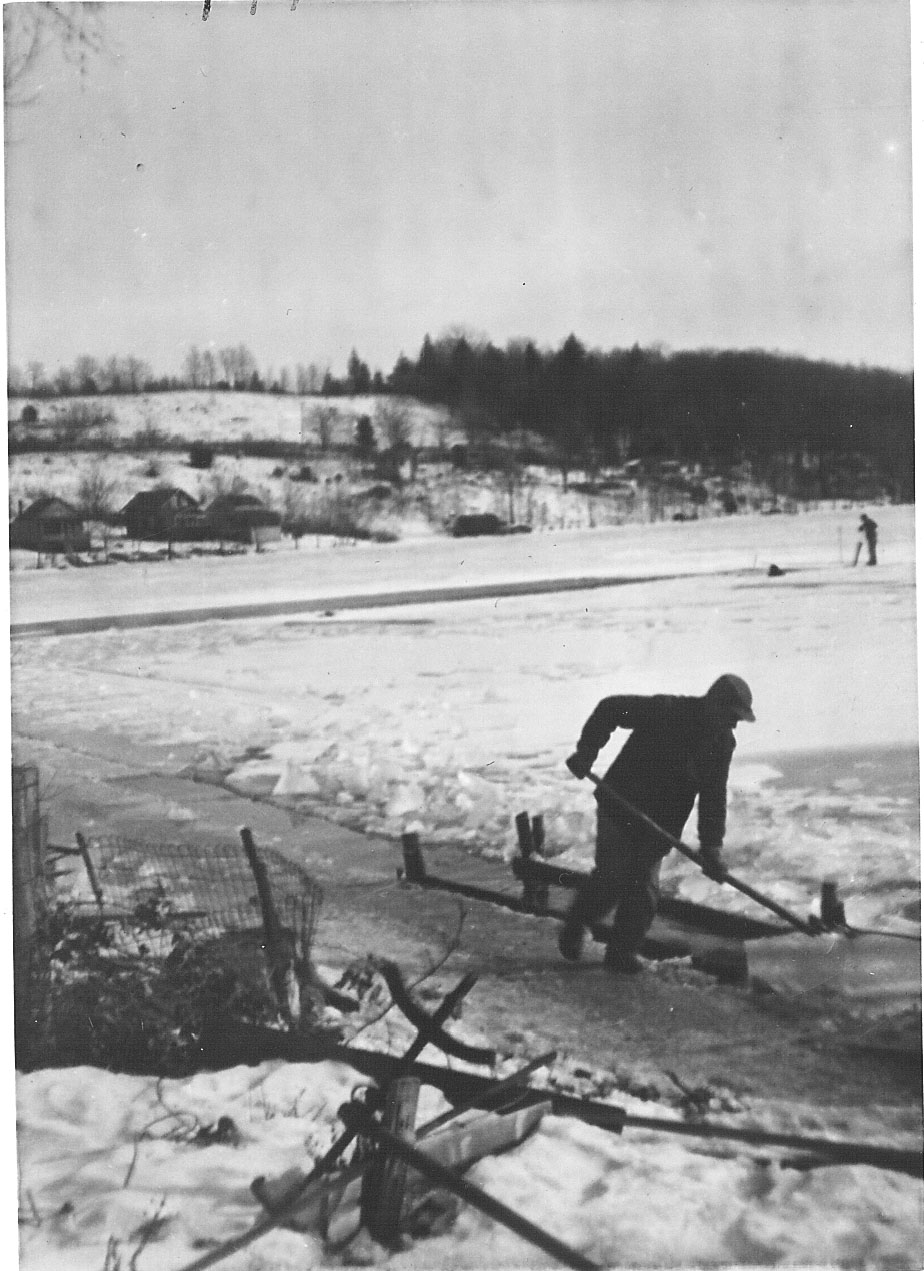 initial ice cutting; click to enlarge