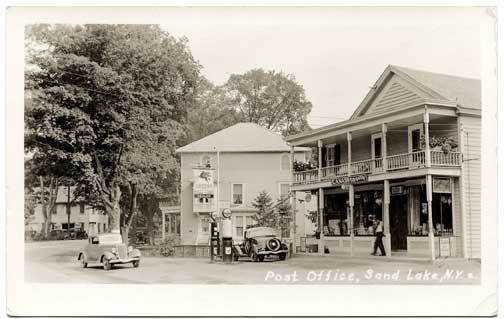 another view of Nash's store and Mobil gas pump; click for a larger version