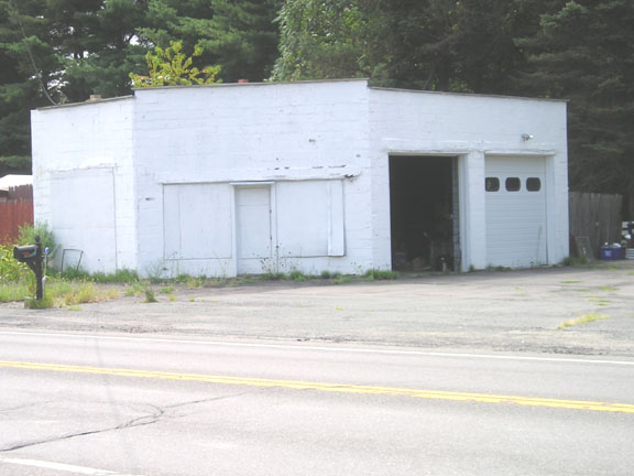 Les Wagner's former Sunoco station, Averill Park; click on the image for a larger version