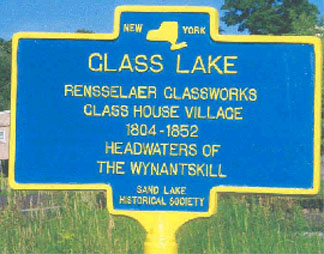 Historical marker for Glass Lake / Glass House.