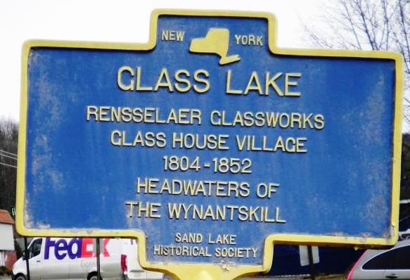 Glass Lake sign